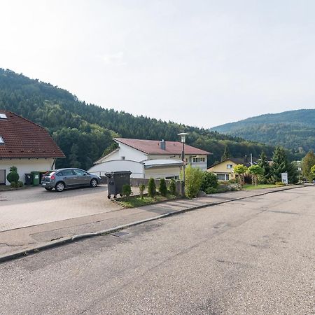 Ferienwohnung Sonnenschein Bad Herrenalb Bagian luar foto