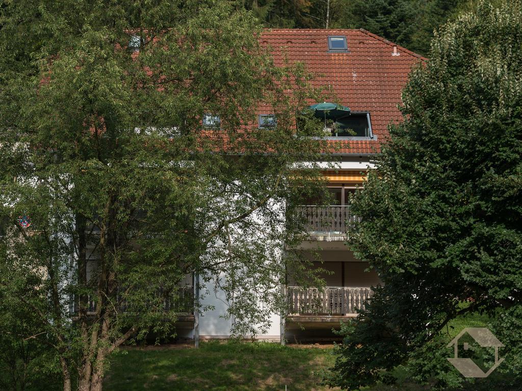 Ferienwohnung Sonnenschein Bad Herrenalb Bagian luar foto